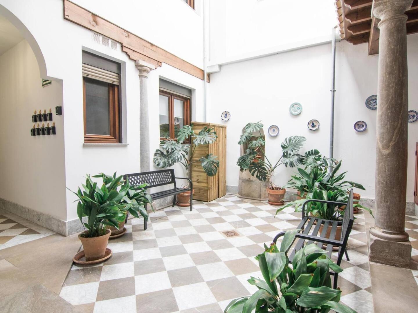 Tuguest Gracia Apartments Granada Exterior foto